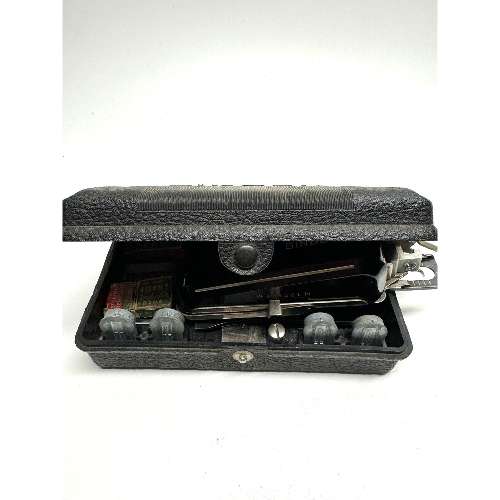 Vintage Singer Sewing Machine Buttonholder No. 160506