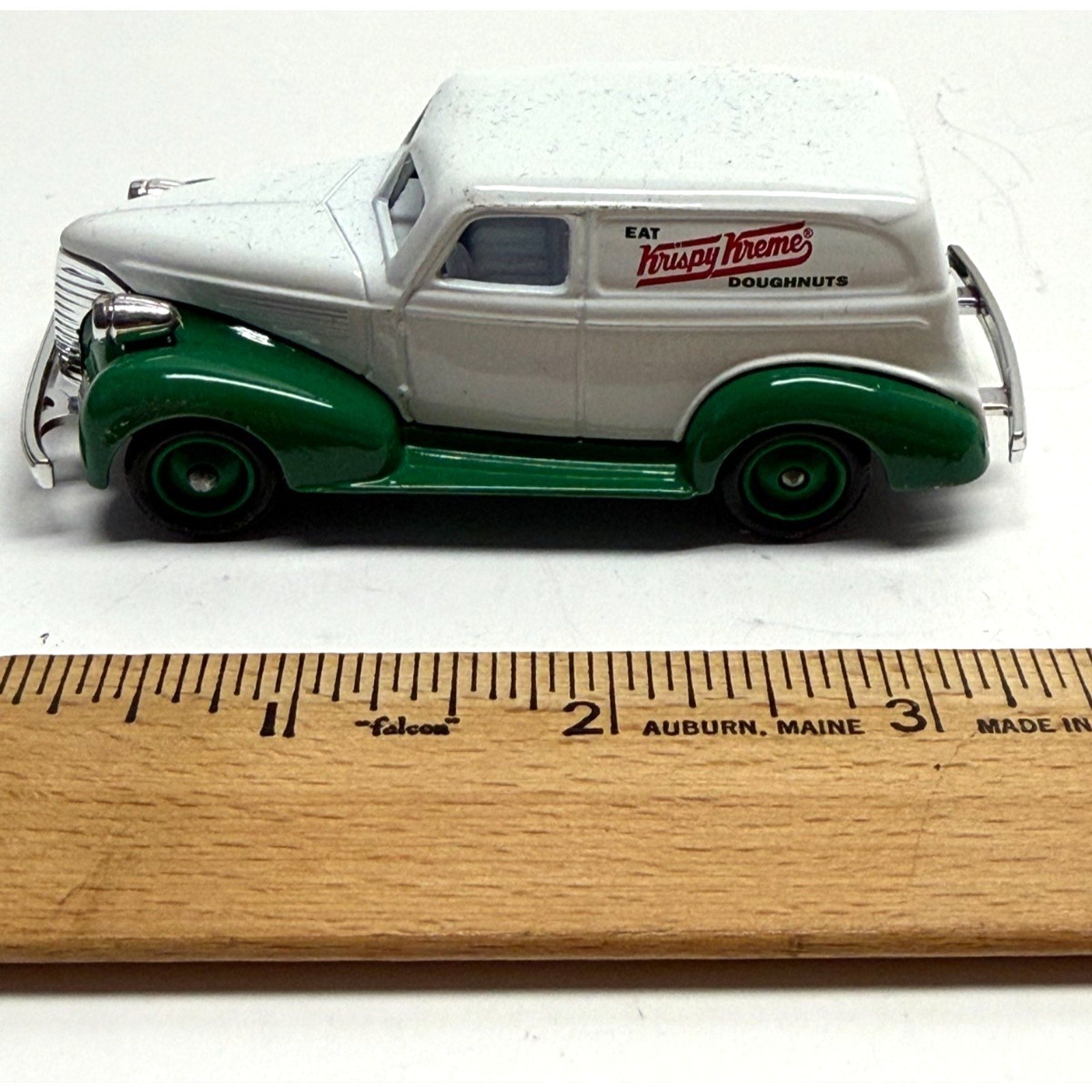 Vintage Krispy Kreme 1938 Chevrolet Delivery Truck Die-cast NEW