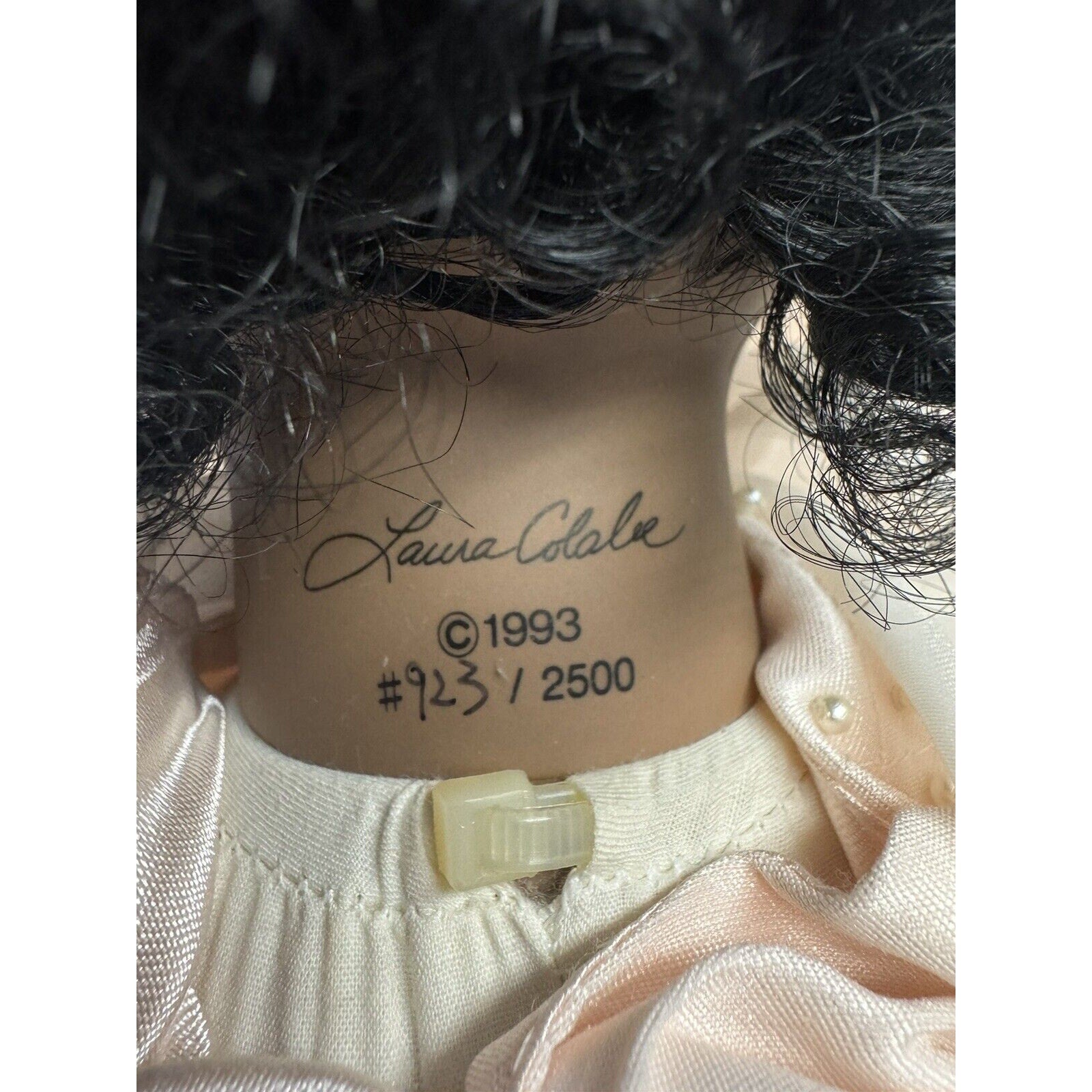 VINTAGE World Gallery laura Colabe Charity Porcelain Doll Seating Position 15"