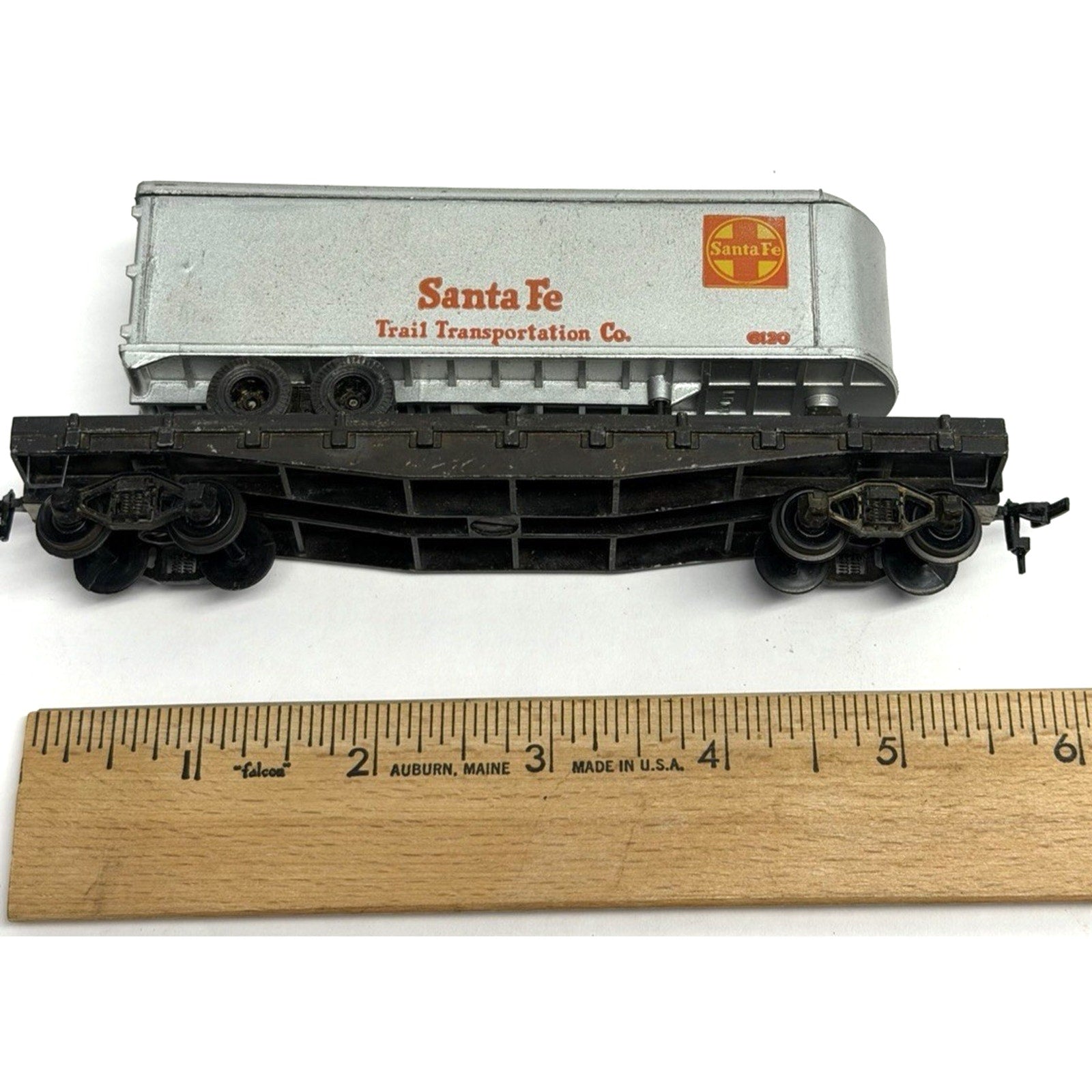 Vintage Ulrich Model HO (Diecast) Gauge Box Car w/Santa Fe Piggyback Trailer