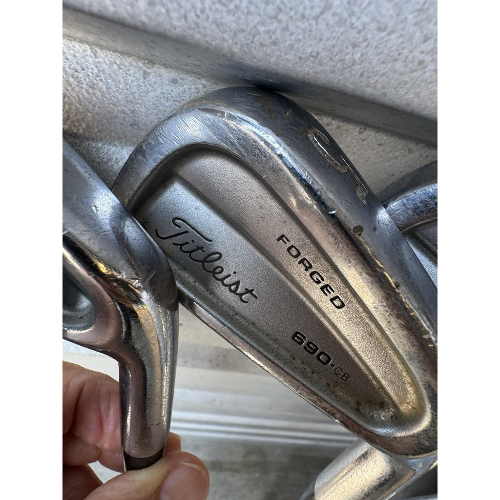 7 Pcs Titleist 690.CB FORGED 3-4-5-6-7-8-9 Iron set w/True Temper Dynamic Gold