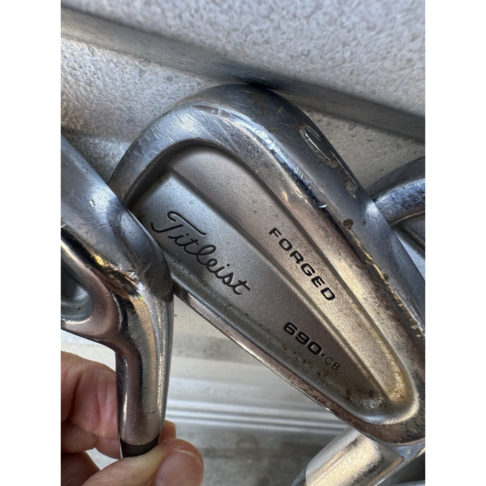 7 Pcs Titleist 690.CB FORGED 3-4-5-6-7-8-9 Iron set w/True Temper Dynamic Gold