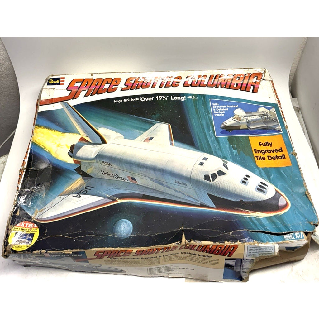 VINTAGE NOS Space Shuttle Columbia No.4702 By Revell Sealed inside SCALE 1/72