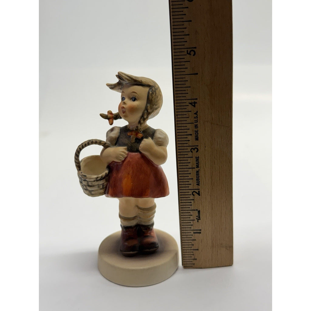 Vintage M.I. Hummel Figurine “Little Shopper” #96 Goebel W. Germany