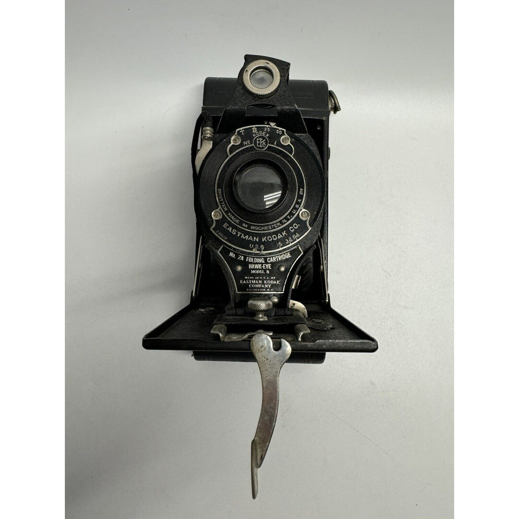 VINTAGE Kodak No 2A Folding Rainbow Hawk-Eye Model B camera 1931 to 1933