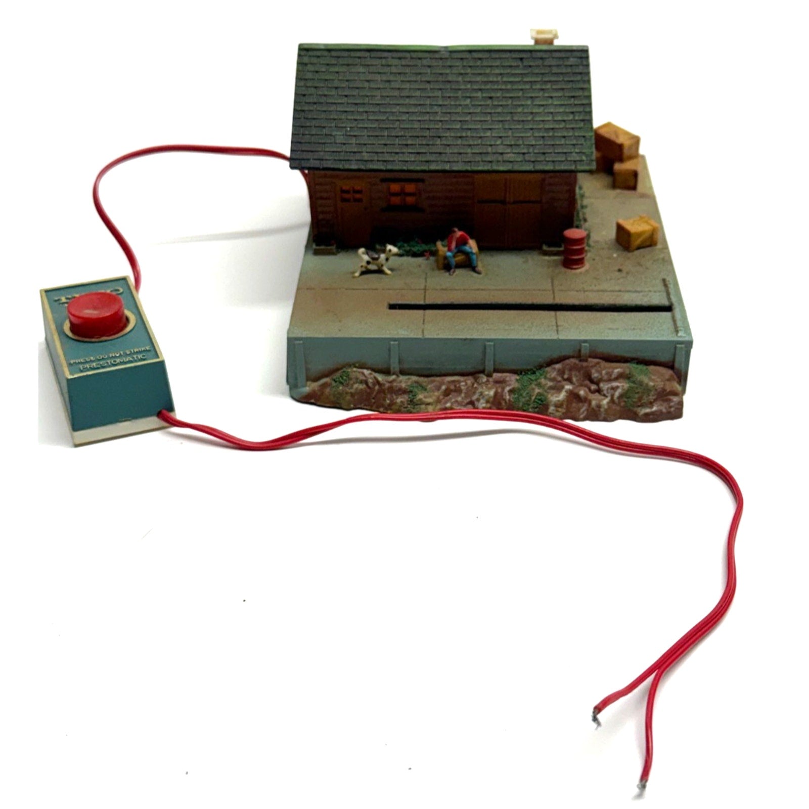 Vintage Tyco HO Scale - Freight Unloading Depot Remote Control No. 931-800
