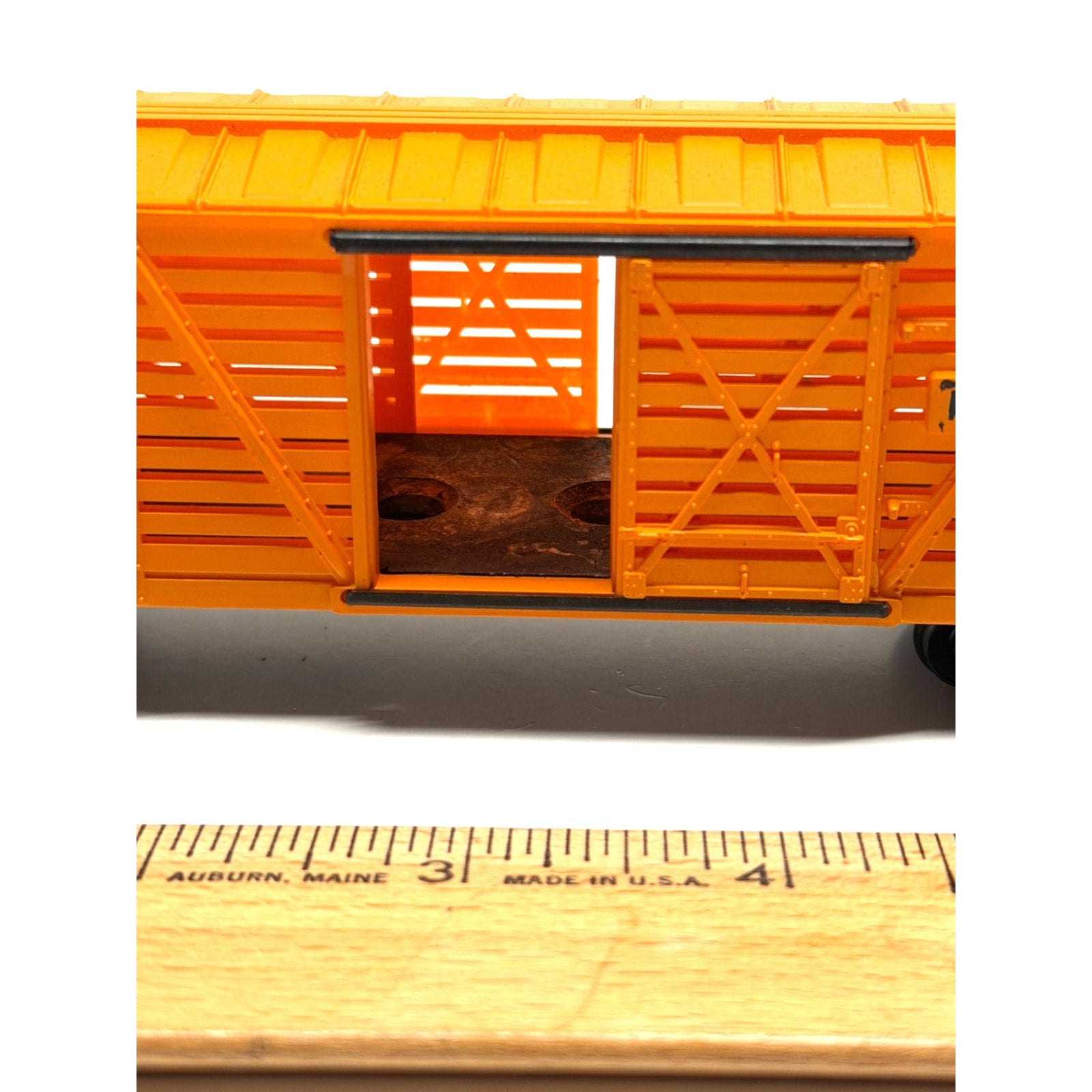 Vintage HO Scale Train Car NOT & M MISSOURI PACIFIC LIVESTOCK COUPLER 54117
