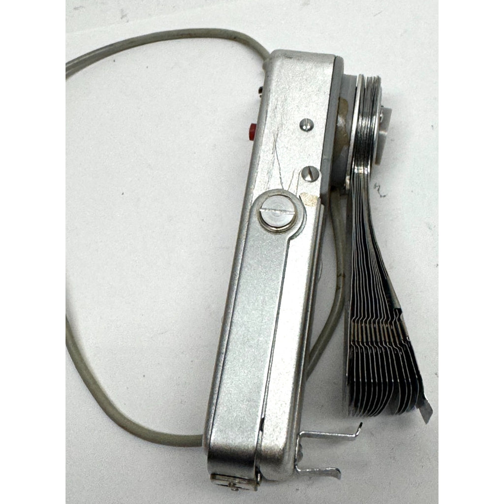VTG AETNA FOLDING FAN TYPE B-C CAMERA FLASH ATTACHMENT