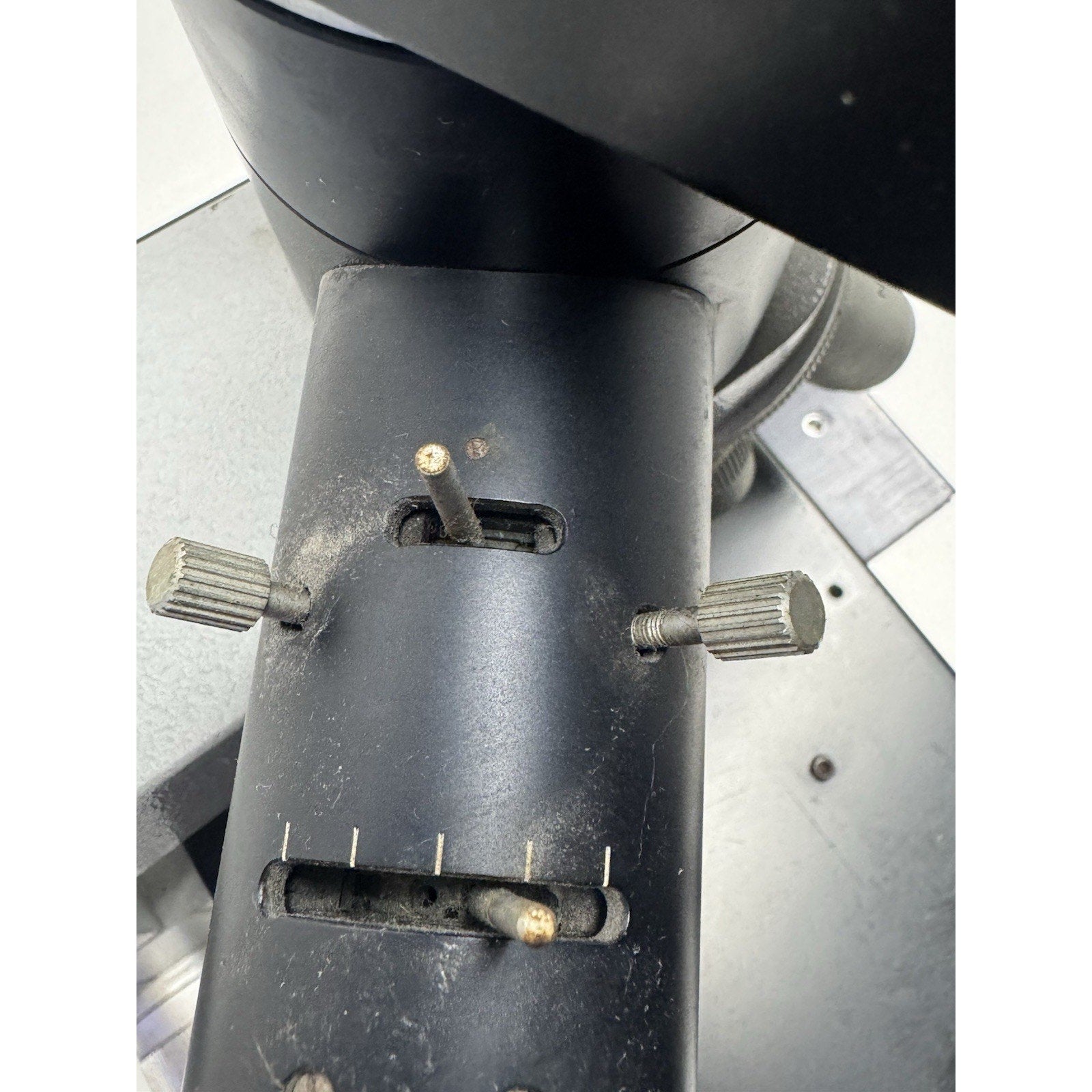 VINTAGE Leitz Ortholux II Microscope w/5x Objectives/ILamp Housing