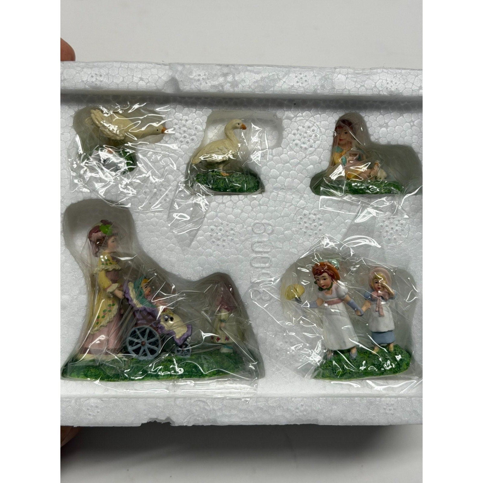 Vintage Dept 56 A Stroll in the Park Seasons Bay #53308 NEW! 5-Piece Set