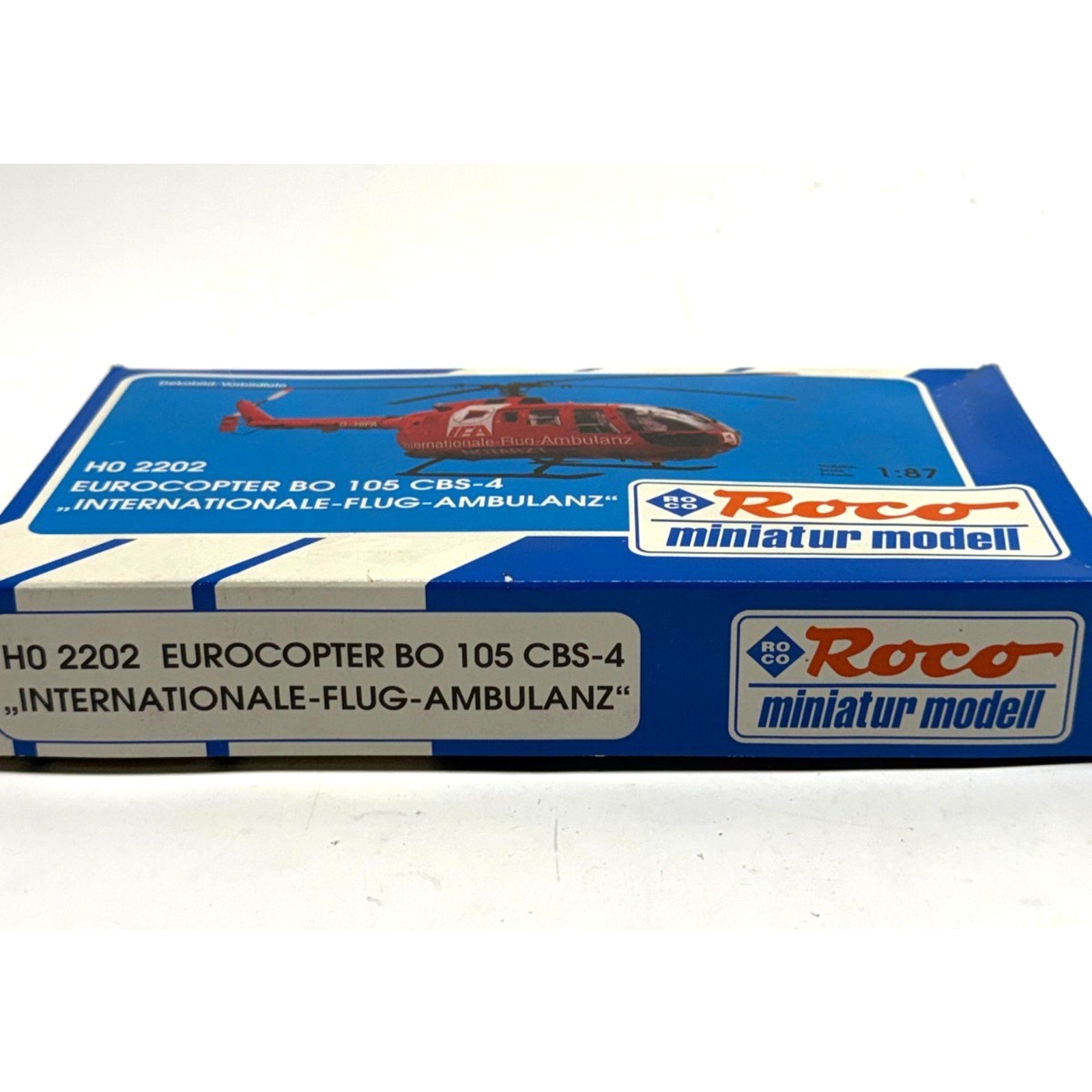 Vintage Roco 2202 Eurocopter BO 105 CBS-4 IFA Ambulance 1:87 H0 Scale Model OVP