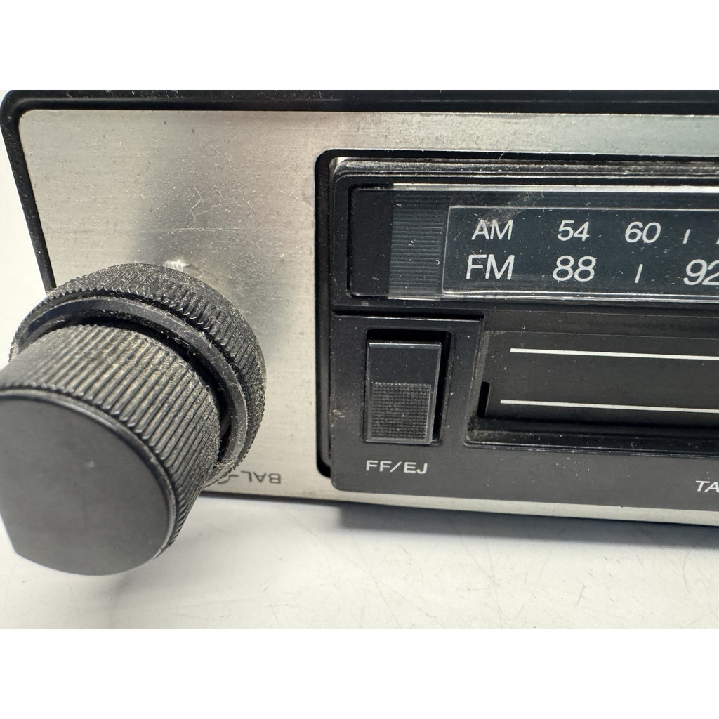 VINTAGE Jet Sound JS-9355 AM/FM Indash Stereo Cassette Made in Japan UNTESTED