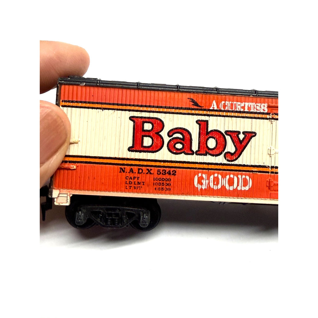 Vintage Model Railroad Box Car - Tyco - HO Scale Baby Ruth Good Candy NADX 5342