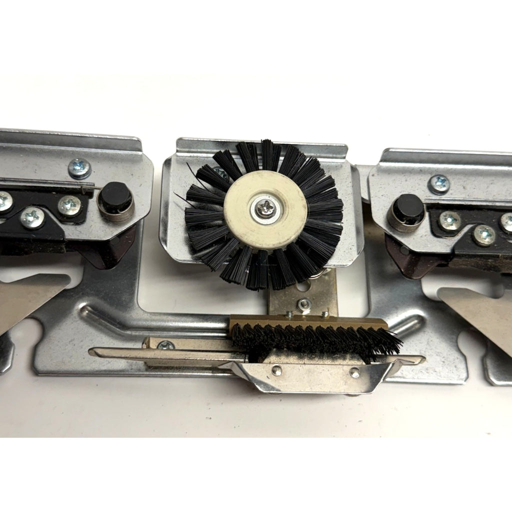 VTG KNITMASTER KNITTING MACHINE - LC-1 - LACE CARRIAGE SINKER PLATE ASSEMBLY