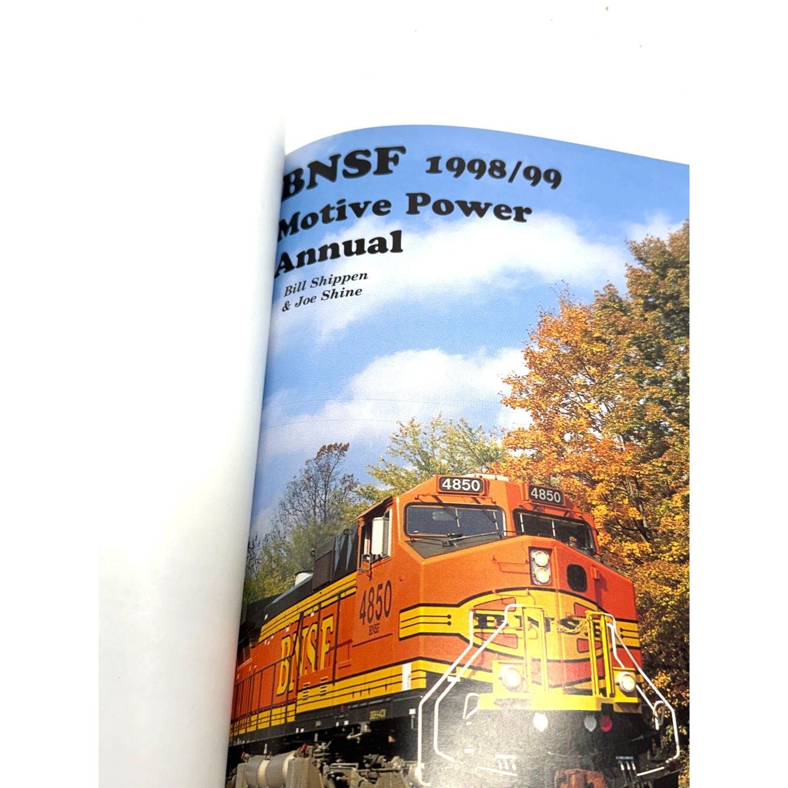 VTG Burlington Northern Santa Fe 1998/1999 Motive Power Annual by Shippen&Shine