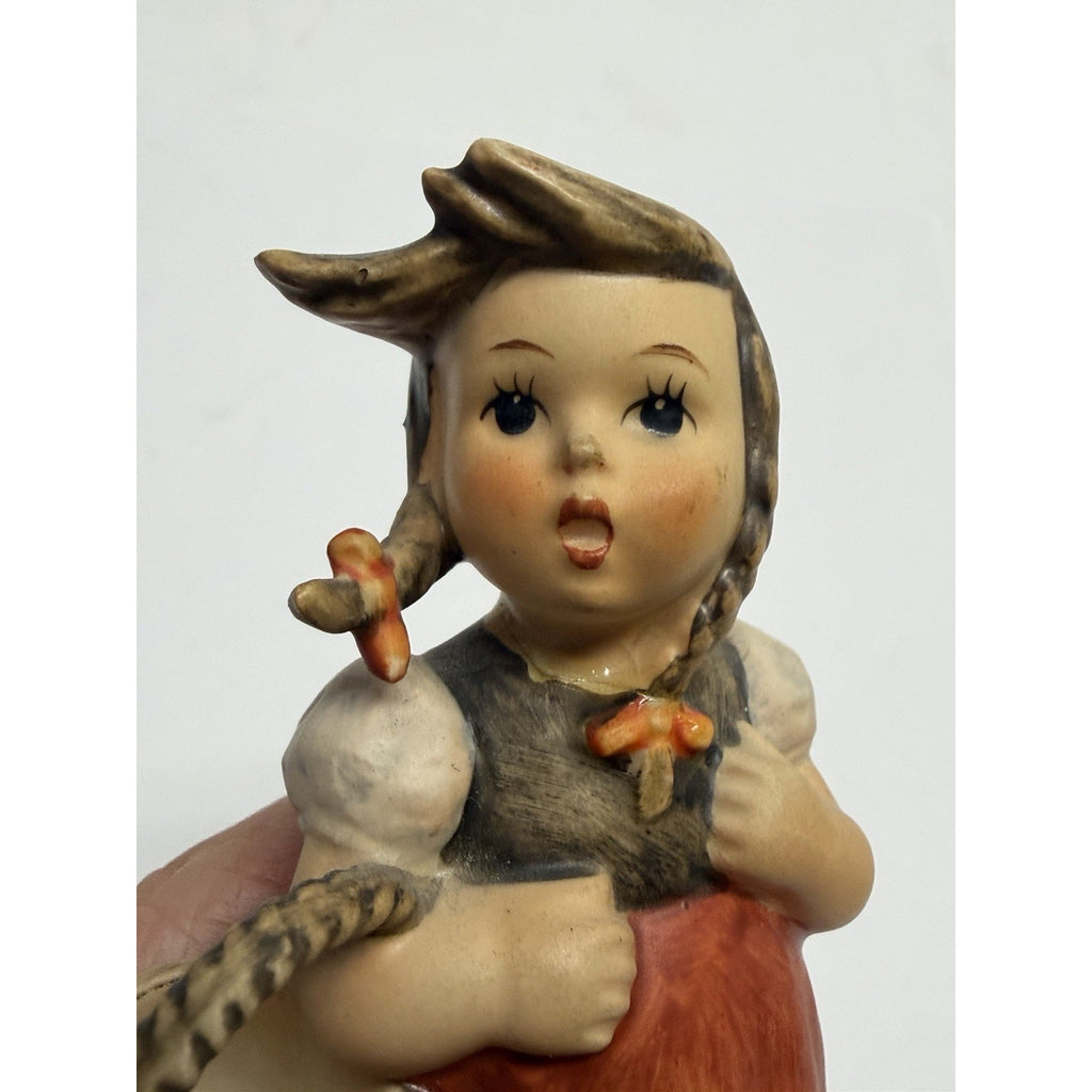 Vintage M.I. Hummel Figurine “Little Shopper” #96 Goebel W. Germany