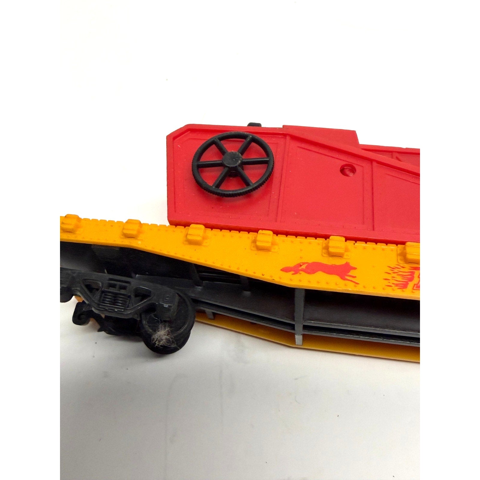 VINTAGE AHM HO FIREFOX FIRE FIGHTING 50' Plane Launcher Flat Car