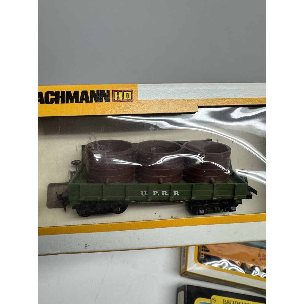 VINTAGE Lot of 9 Bachmann HD Train Cars NEW IN BOX