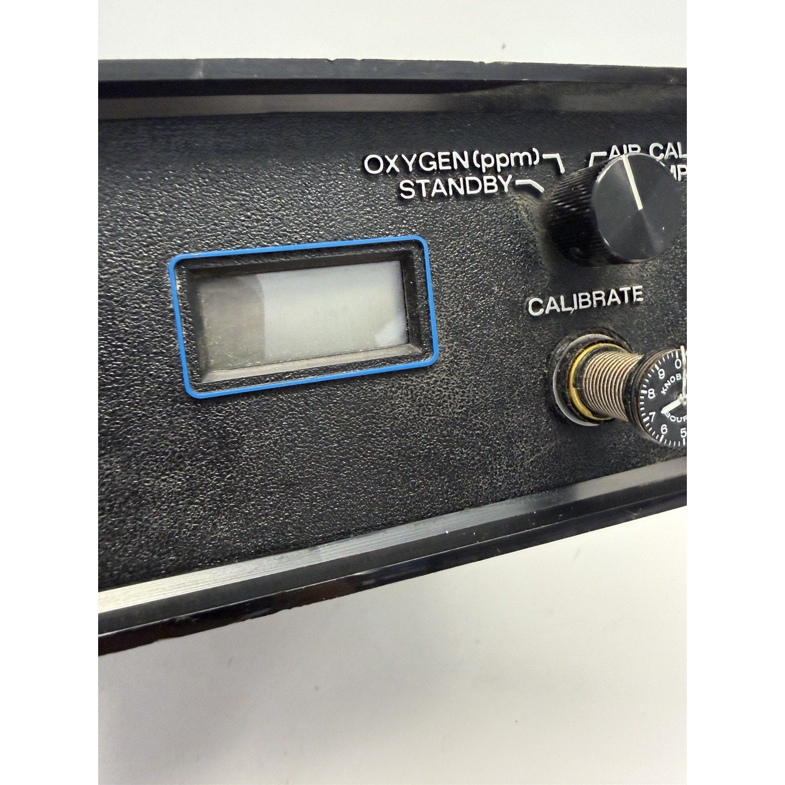 NESTER INSTRUMENTS OXYGEN METER MODEL 8500