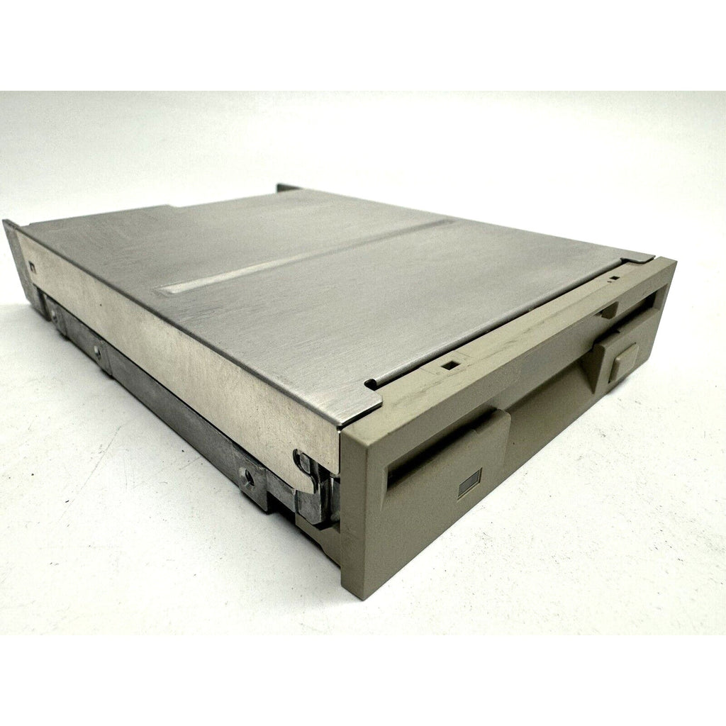 VINTAGE Original TEAC FD-235HF 193077A2-91 floppy disc Drive
