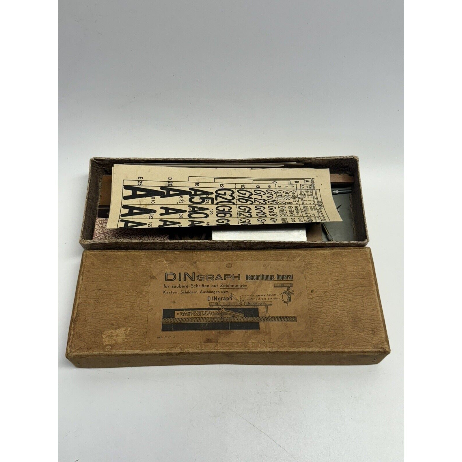RARE NOS Vintage Writing instrument DINGRAPH SCHRIFTEN Inscriptions Alphabet
