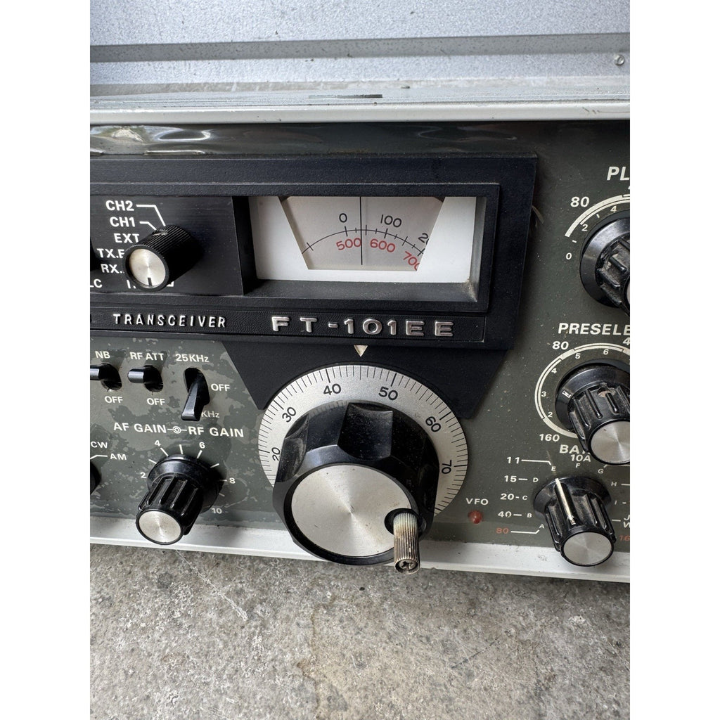 VINTAGE UNTESTED Yaesu FT-101 Transceiver