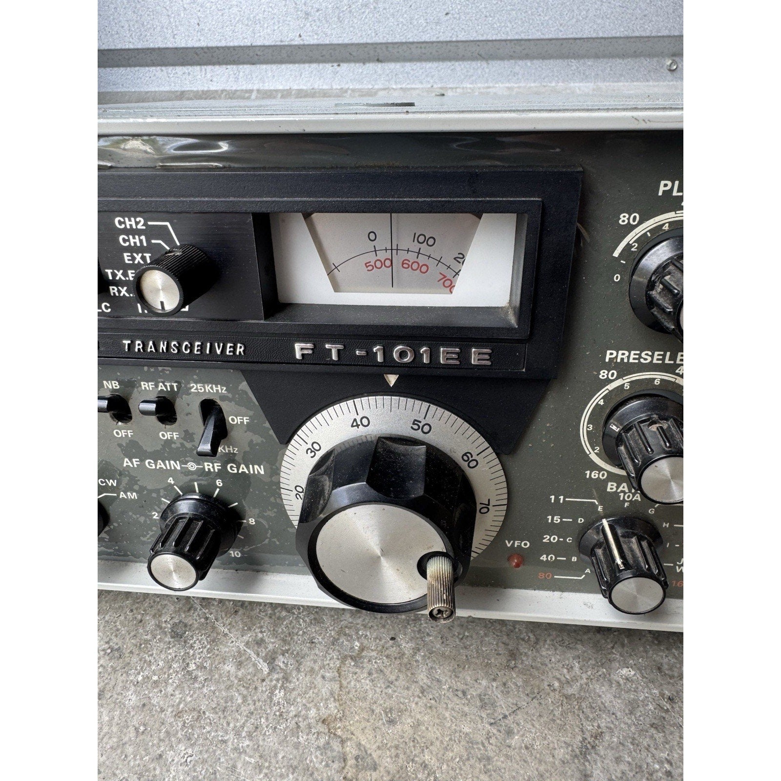 VINTAGE UNTESTED Yaesu FT-101 Transceiver