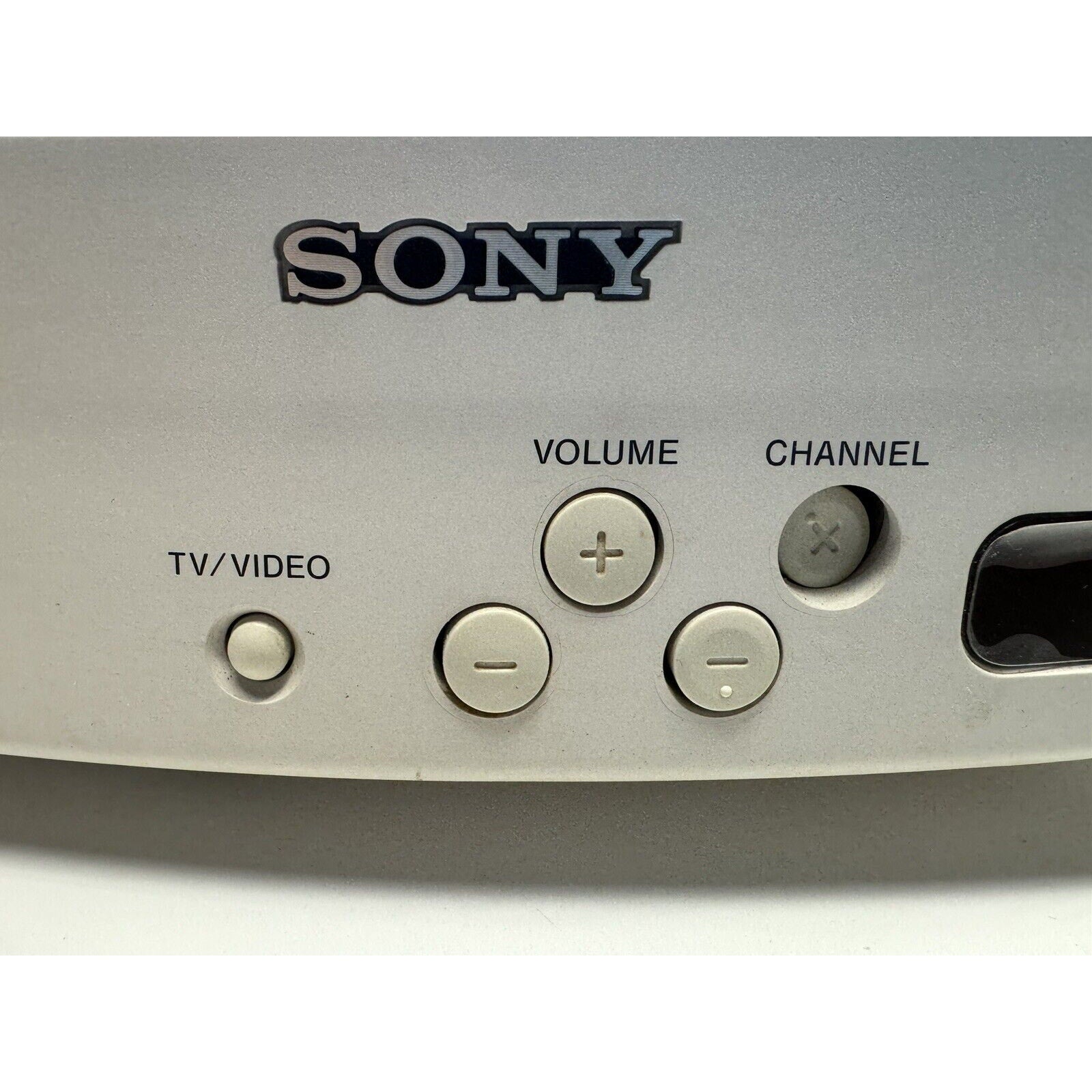 Vintage Sony Trinitron KV-9PT50 9" CRT Television TV Gaming : MINOR DAMAGE