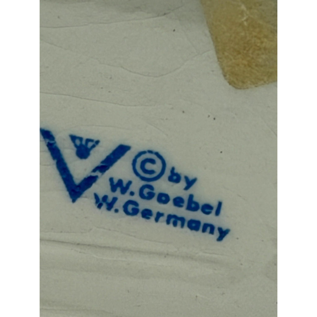Vintage 1955 TMK-2 M.I. Hummel Goebel 218 2/0 Birthday Serenade 4-1/2" Porcelain