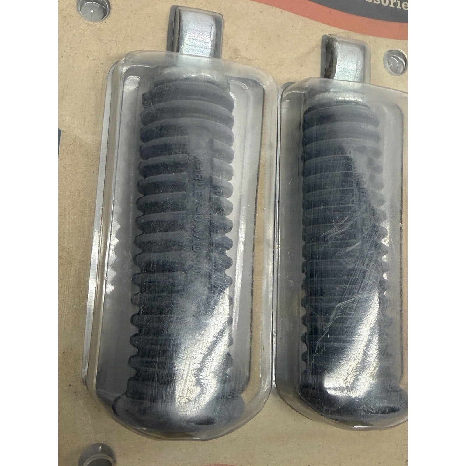 Vintage New Harley Davidson HOG Chrome and Rubber Foot Pegs 50130-95 2002 H-D