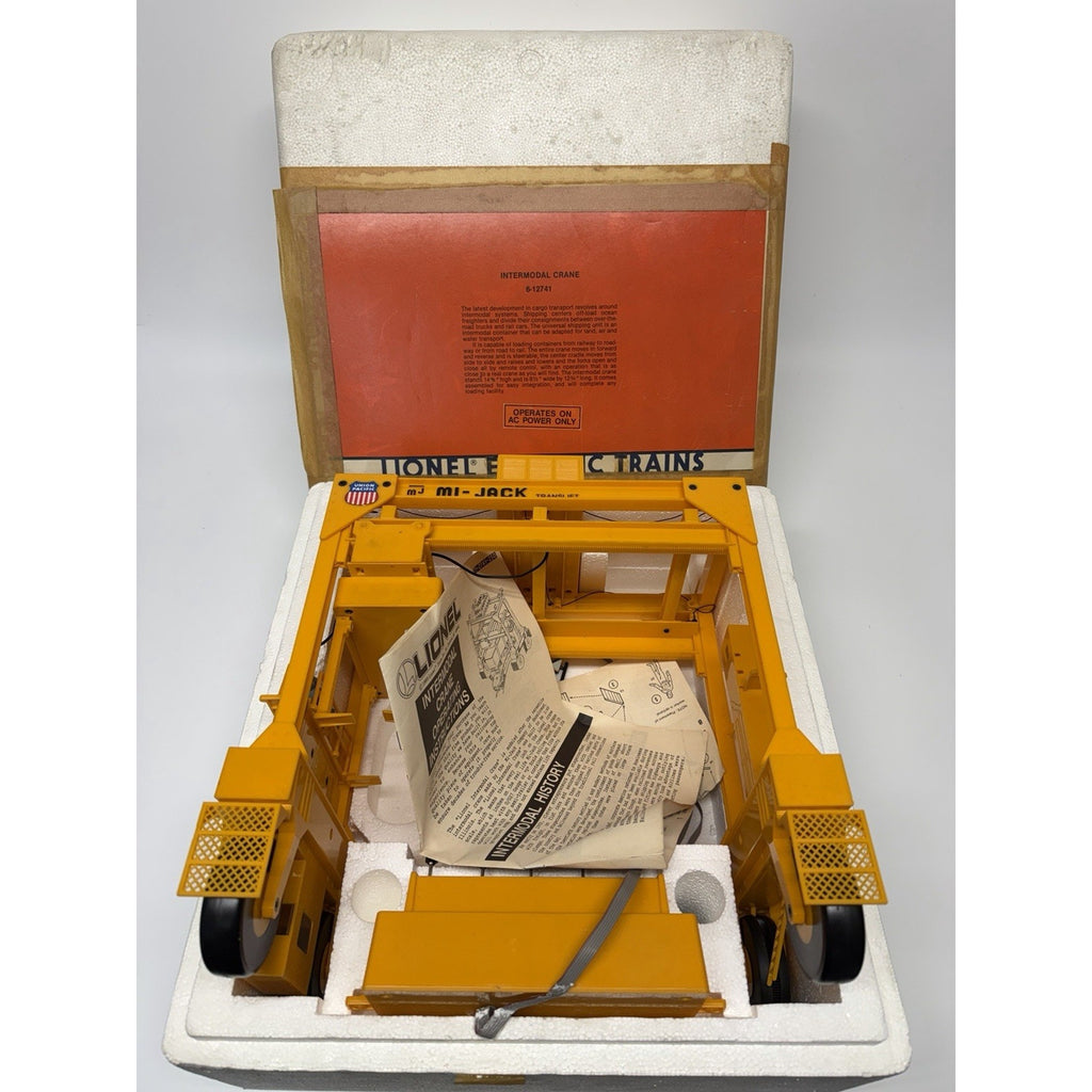 VINTAGE NOS Lionel 6-12741 Intermodal Crane Mi-Jack Translift