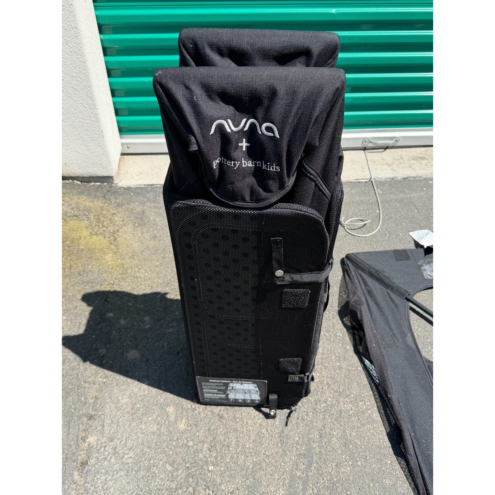 Nuna Sena Aire Playard & Travel Crib - Caviar Black