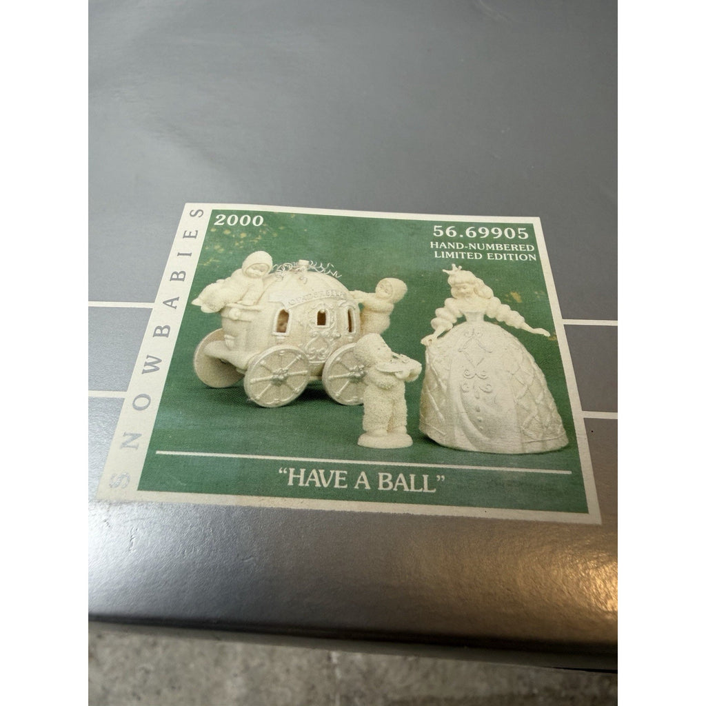 VINTAGE NOS 2000 Dept 56 Snowbabies The Guest Collection "Have a Ball" #56.69905