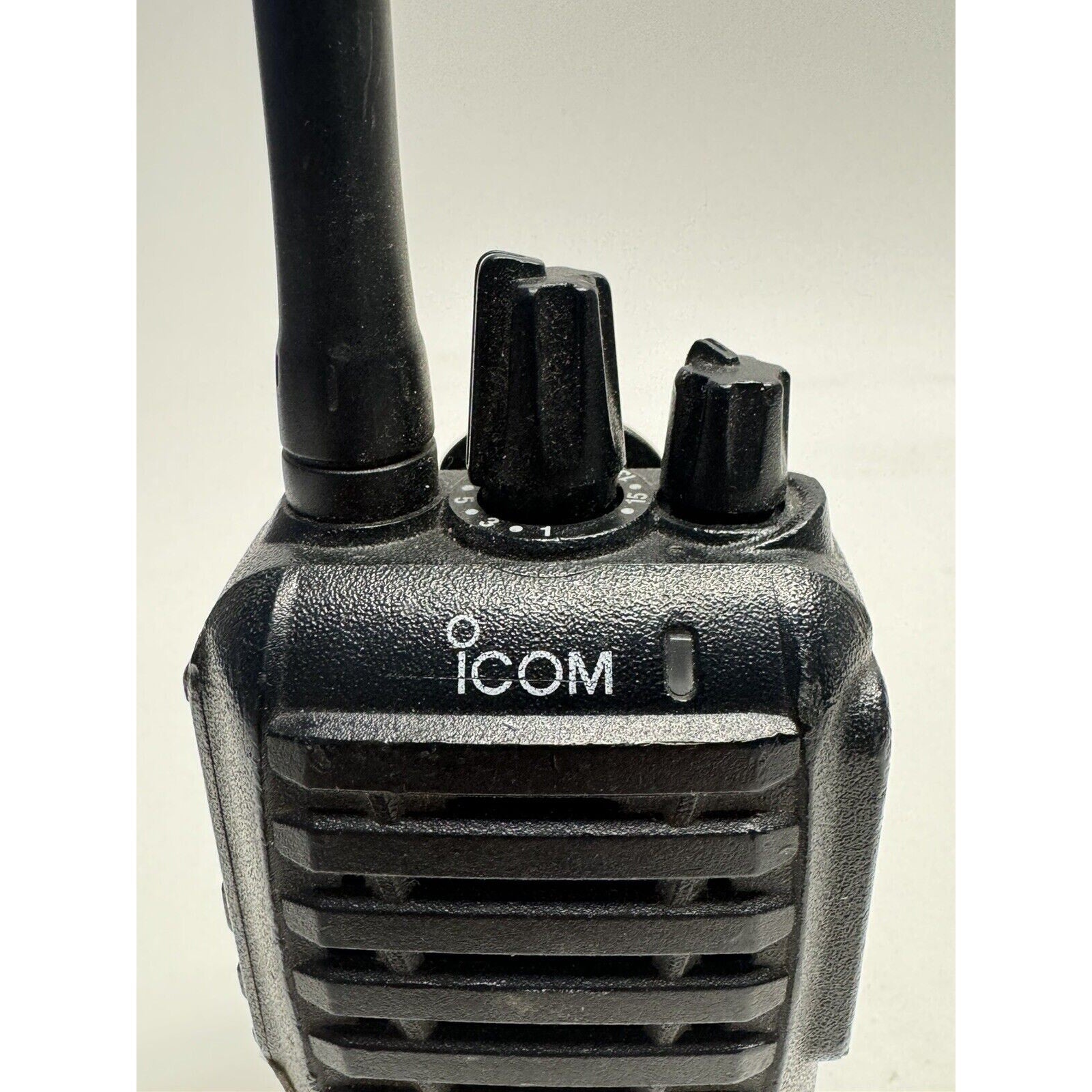 VINTAGE ICOM IC-F4003 Regular Charger Portable Radio UNTESTED FOR PART