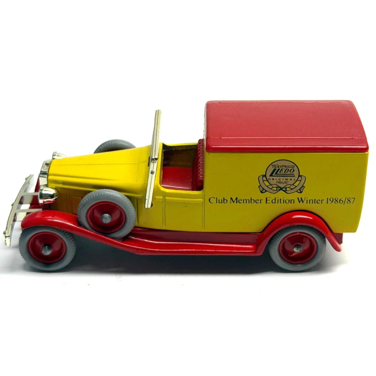 Vintage LLEDO DIE CAST CLUB MEMBERS VAN ( WINTER 1986/7)
