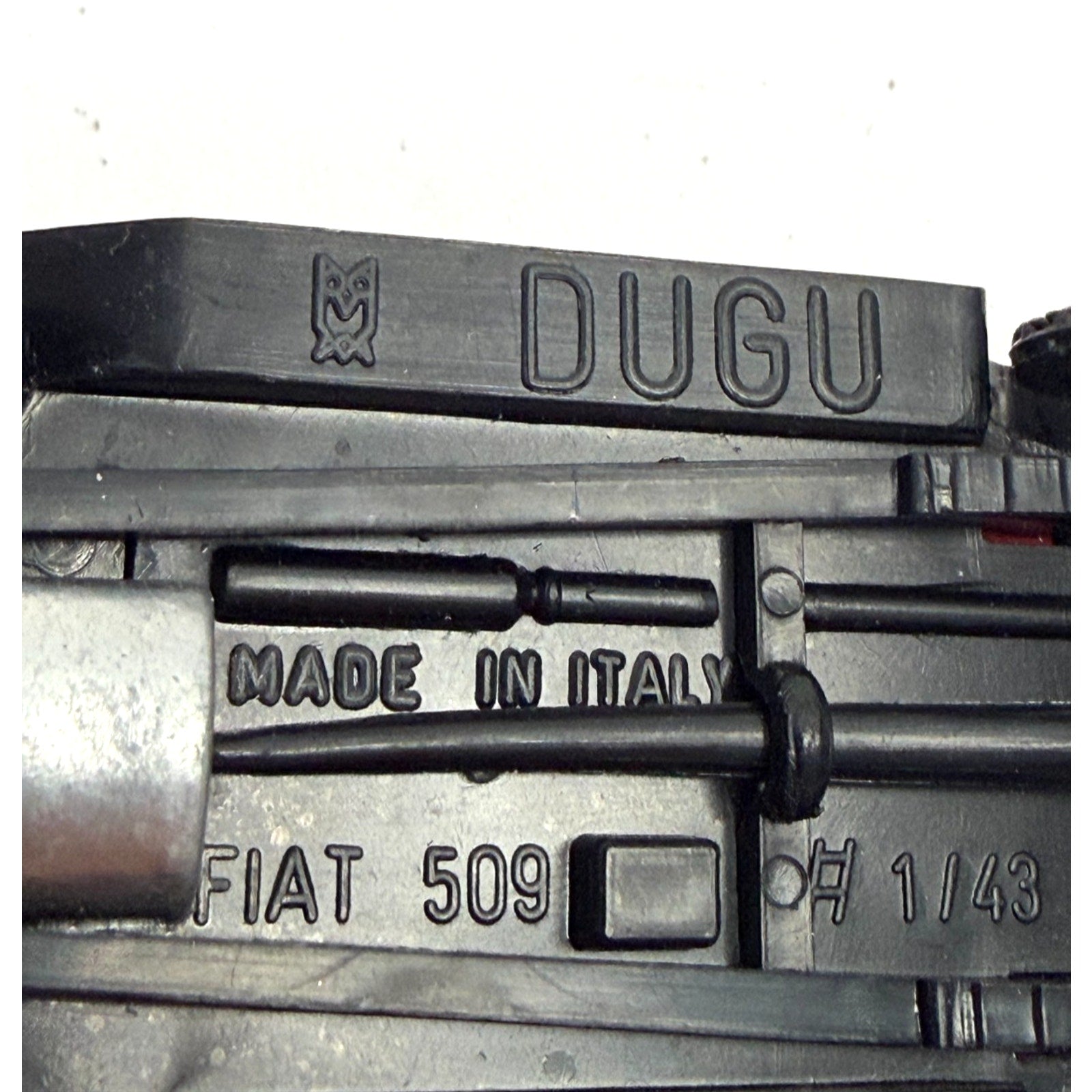 Vintage Dugu 1/43 Scale Fiat 509 Sedan 1924 Maroon/Black Diecast