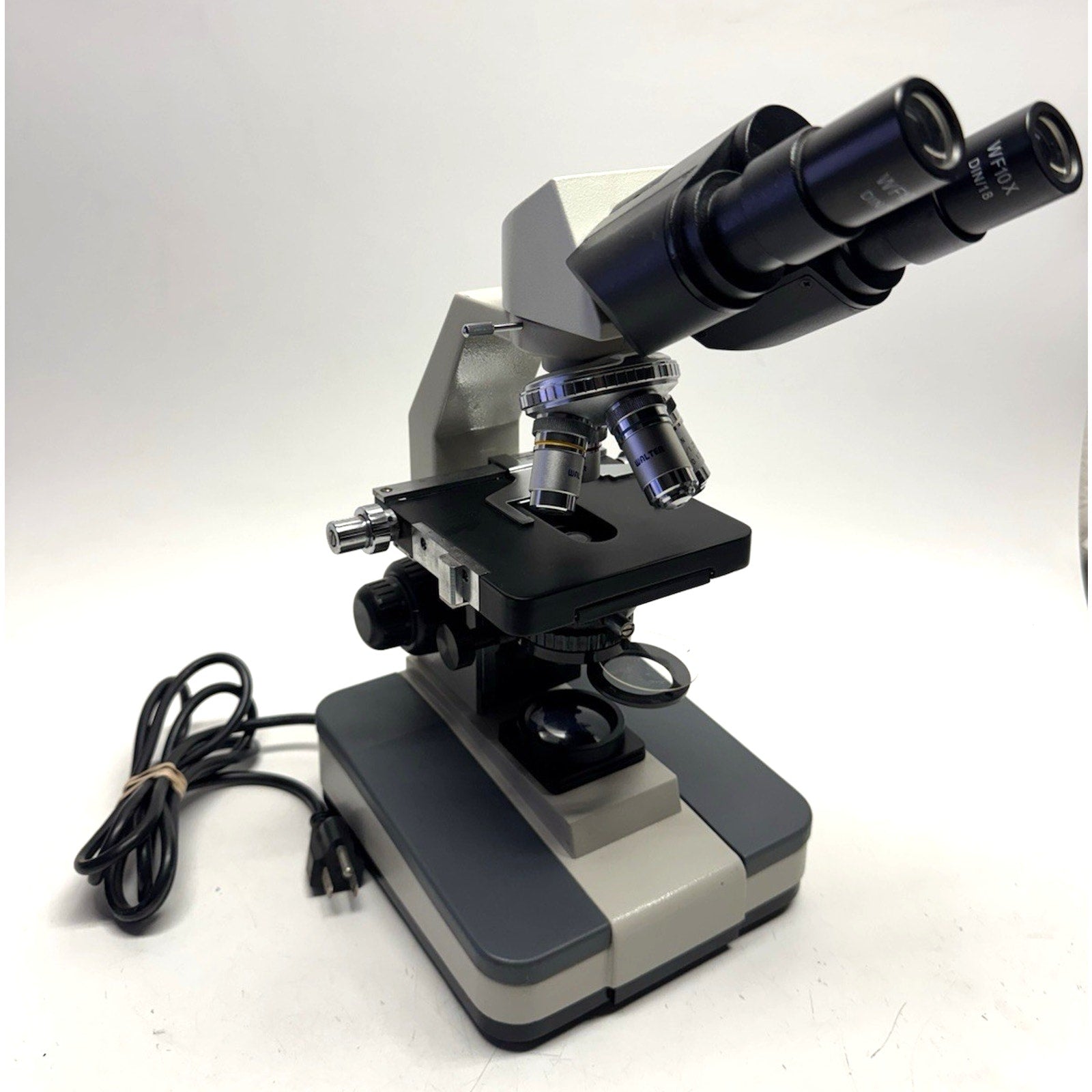 Gently Used Binocular Compound Microscope w/WF10X Eyepieces & Walter Lenses