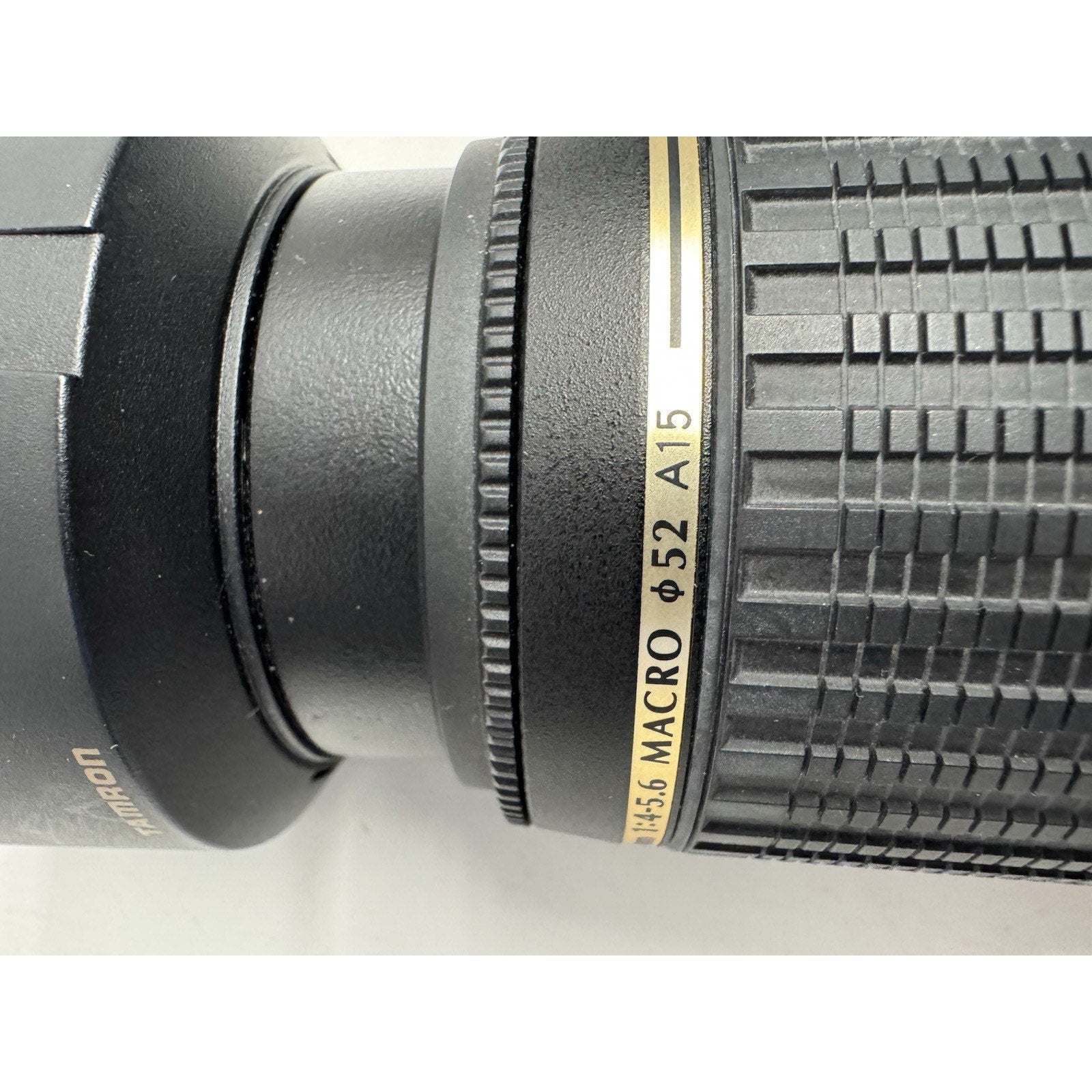 Tamron LD AF Di ll LD Macro 55-200mm f/4.0-5.6 LD Di-II AF SLR Camera Lens Hood