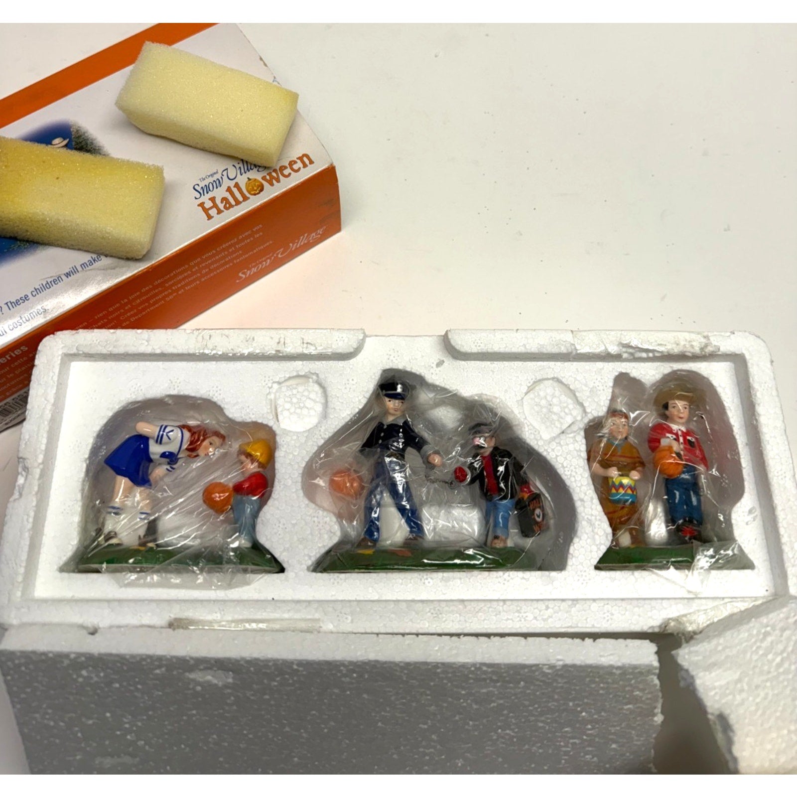 Vintage NEW Dept 56 HALLOWEEN KIDS Set of 3 Halloween 55186 Trick or Treat