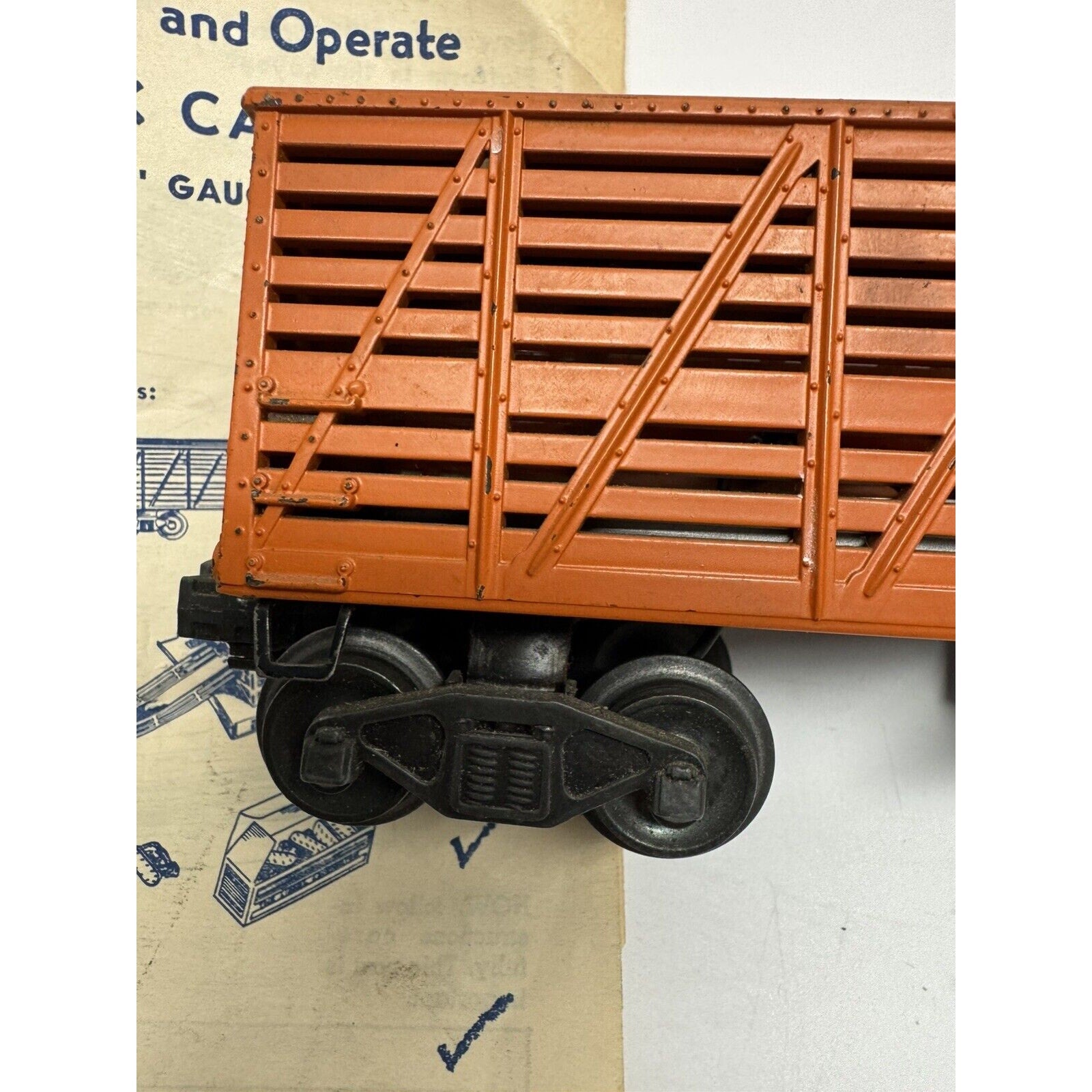 VINTAGE Lionel Operating 3656 Stockyard Working Set W/Car, Cows, Manual