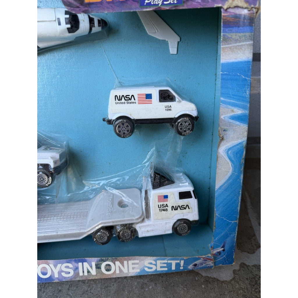 VTG Tonka 2001 Tough Ones NASA Space Shuttle Gift Set Truck Steel Discovery Toy