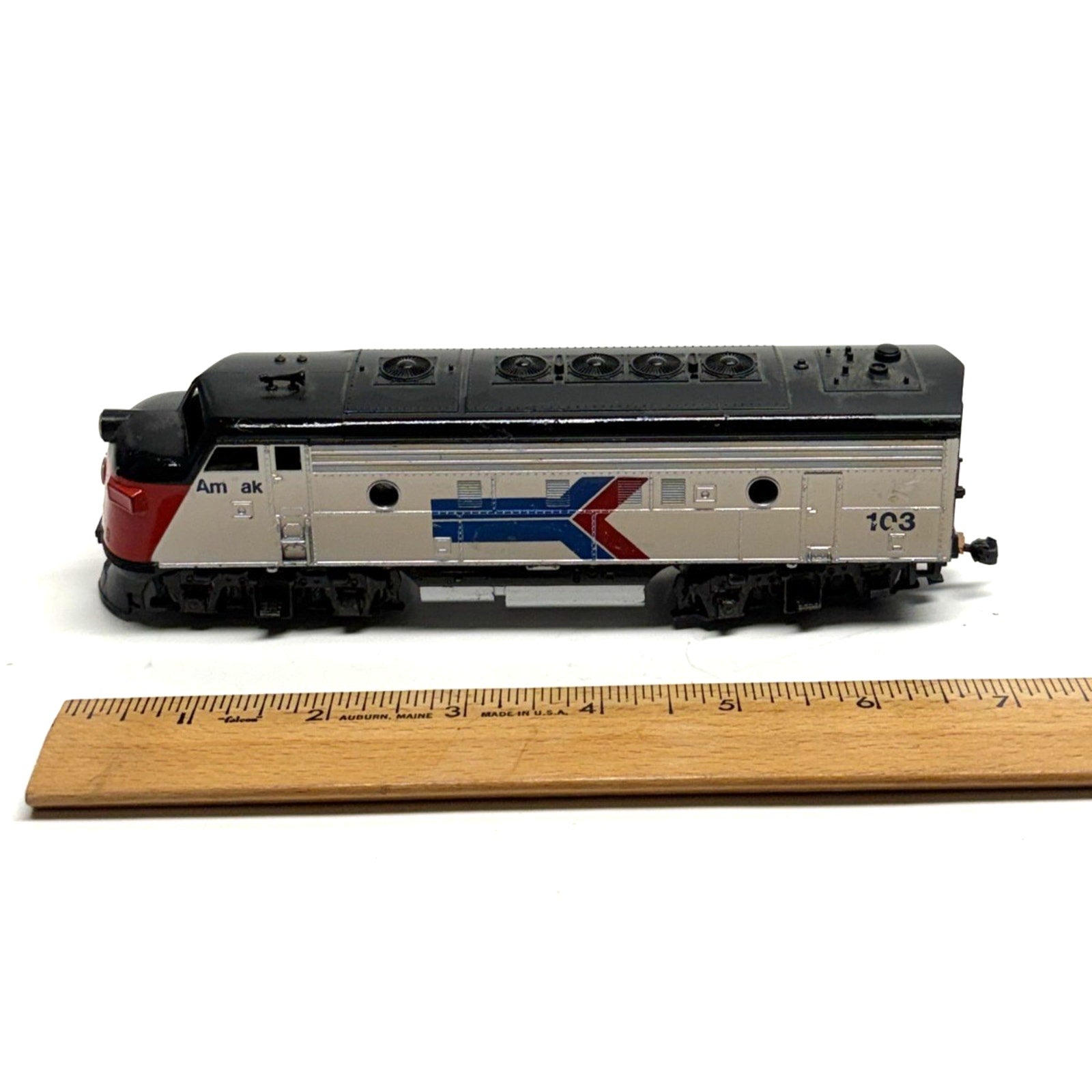 Vintage HO Scale Amtrak Super Power Diesel #103