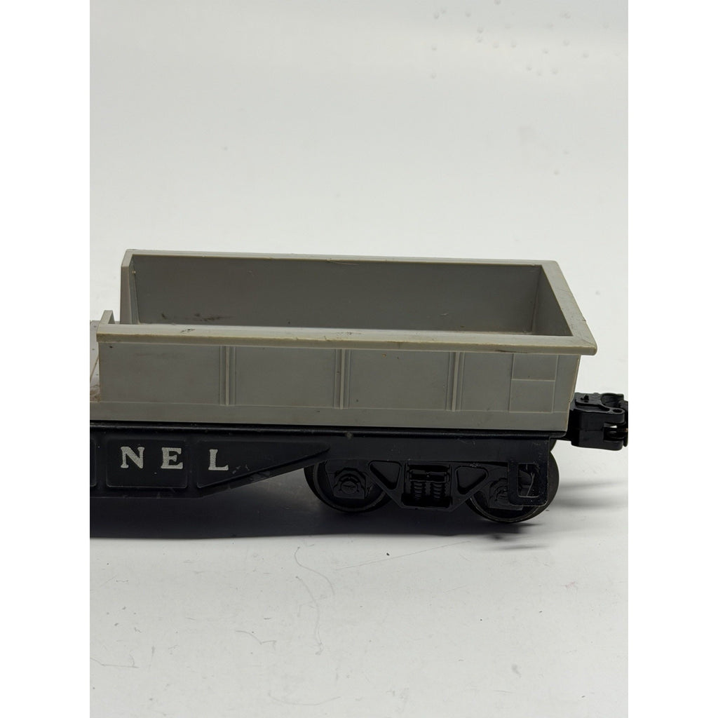 VINTAGE Lionel No. 6119 O Gauge D.L. & W. Work Caboose, Red/Black