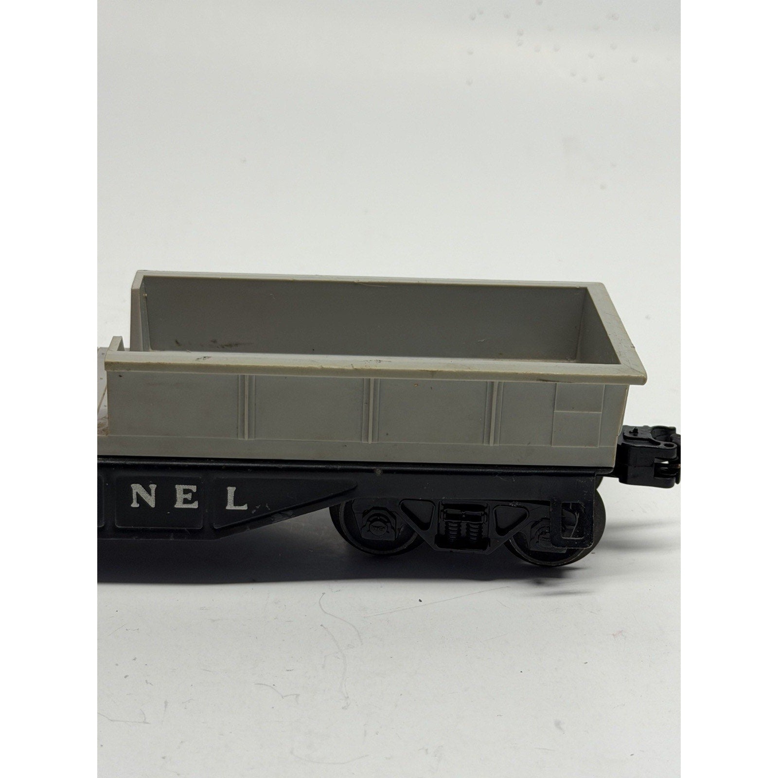 VINTAGE Lionel No. 6119 O Gauge D.L. & W. Work Caboose, Red/Black