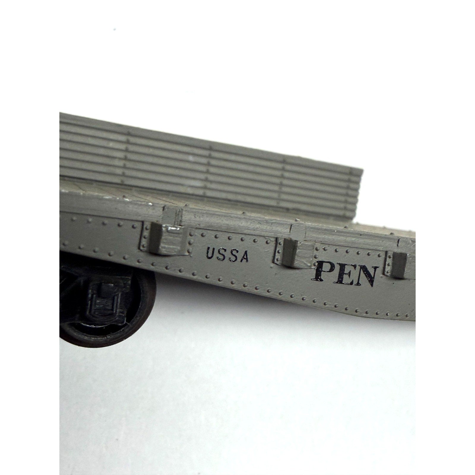 Vintage Rivarossi HO Scale Pennsylvania PRR Flat Car #489690
