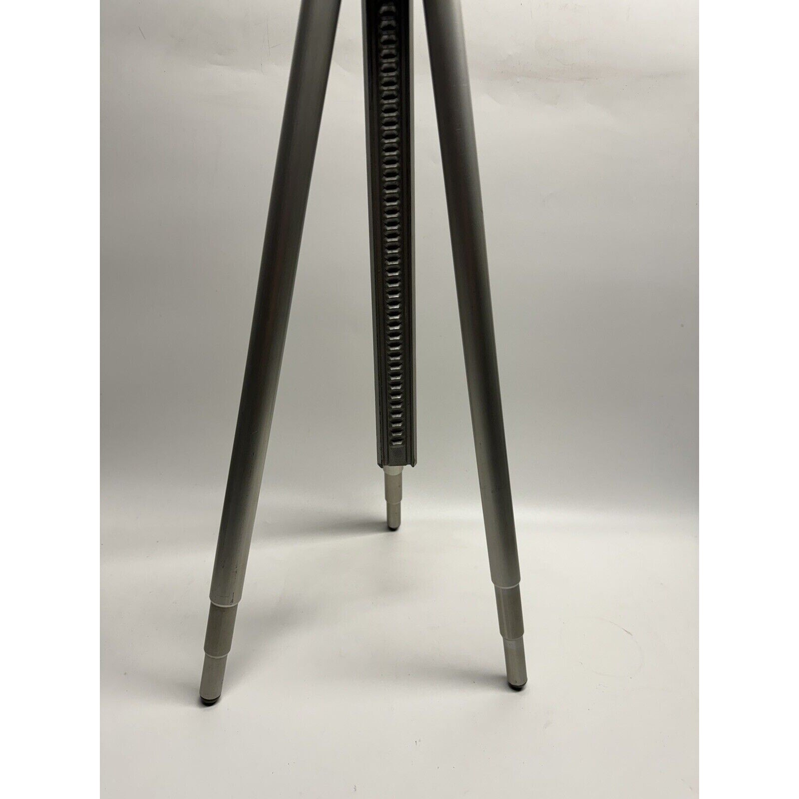Vintage Davidson Star D Adjustable Aluminum Tripod MADE IN USA