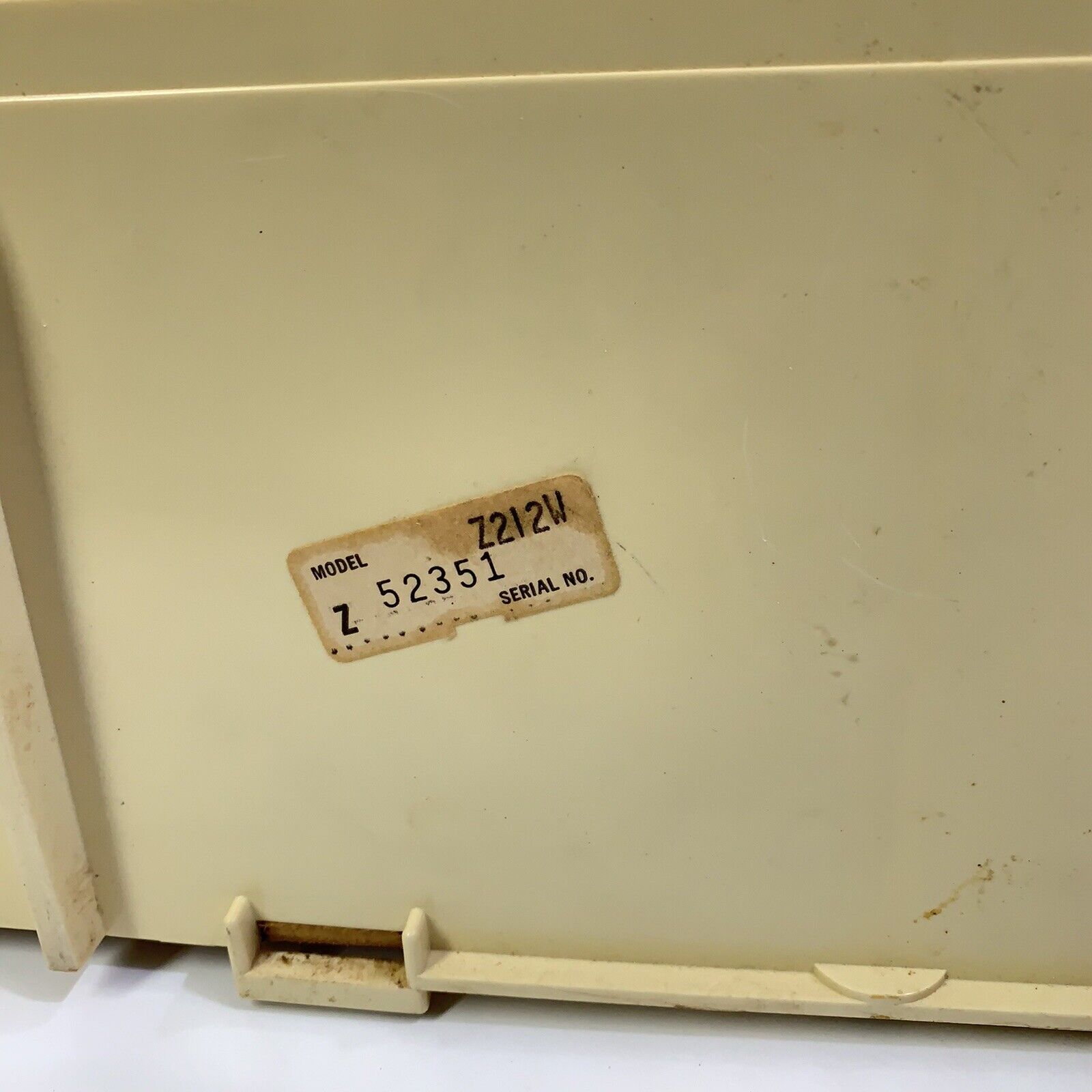 Rare Vintage Zenith Solid State AM (AM only) Radio Model Z212W Made in USA