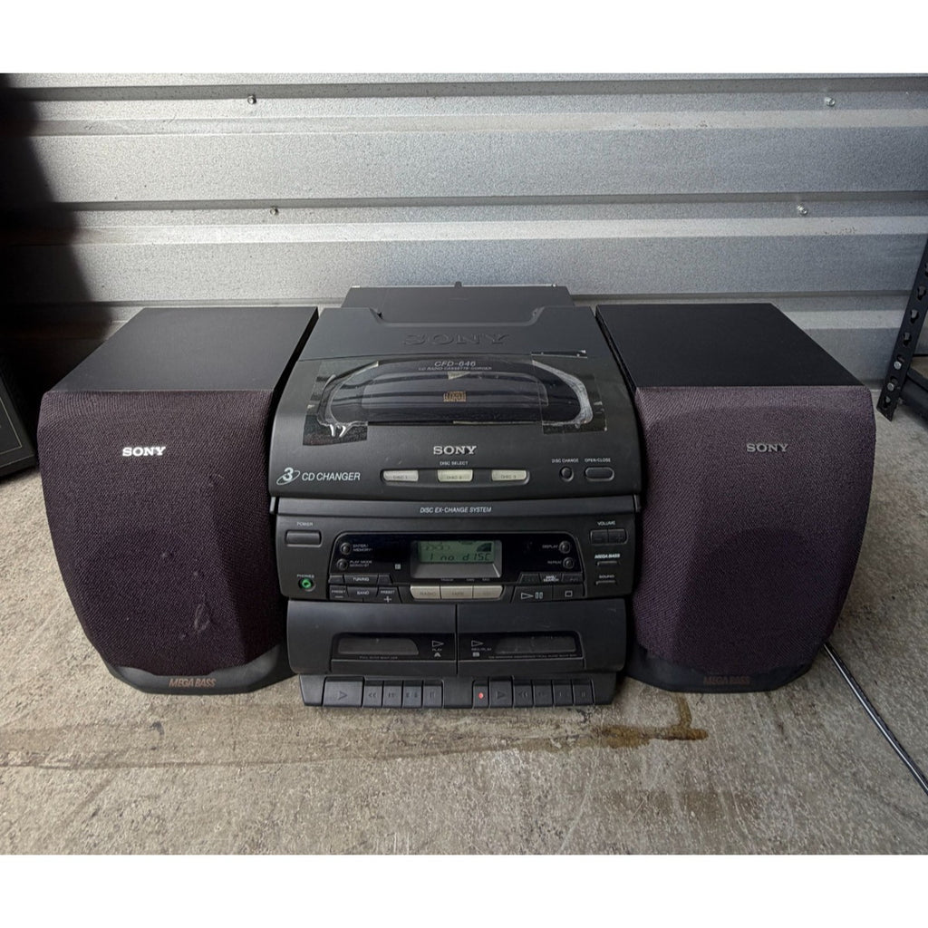 VINTAGE Sony CFD-646 Boombox 3 CD Cassette AM/FM Radio - CD & TAPE WORKS!
