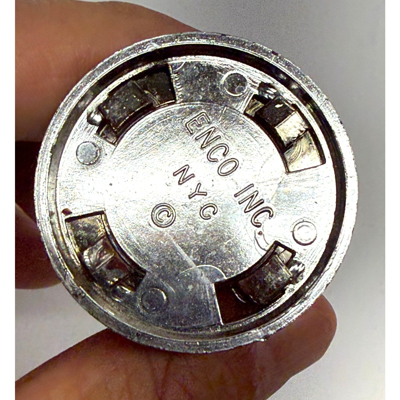 Vintage Mississippi salt, pepper shakers with compass