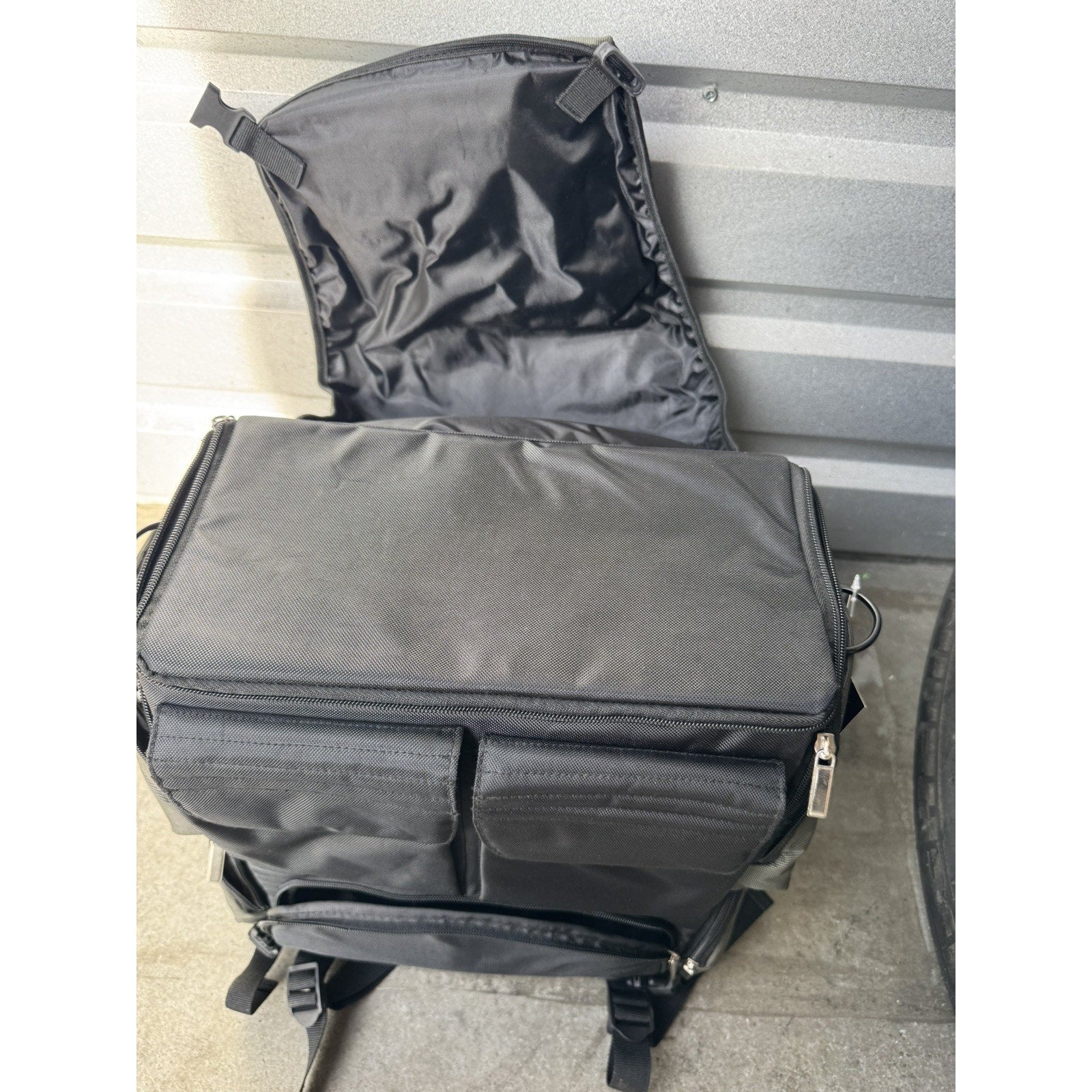 NWT SEDEC Hiker Series BD-2001L Backpack 18.6" x 12.7" x 8"